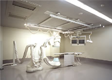 回転DSA血管造影装置［アンギオ］